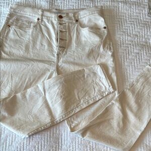 🏖️ LOFT Cream High Rise Jeans Relaxed Fit, Size 31/12